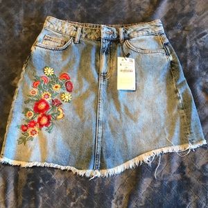 Zara Embroidered Denim Skirt
